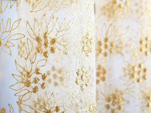 Кружево на тюле