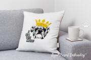 Дизайн для вышивальной машины Английский Бульдог в короне - 5 размеров