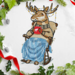 Олень в кресле-качалке с кружкой какао - 4 размеров