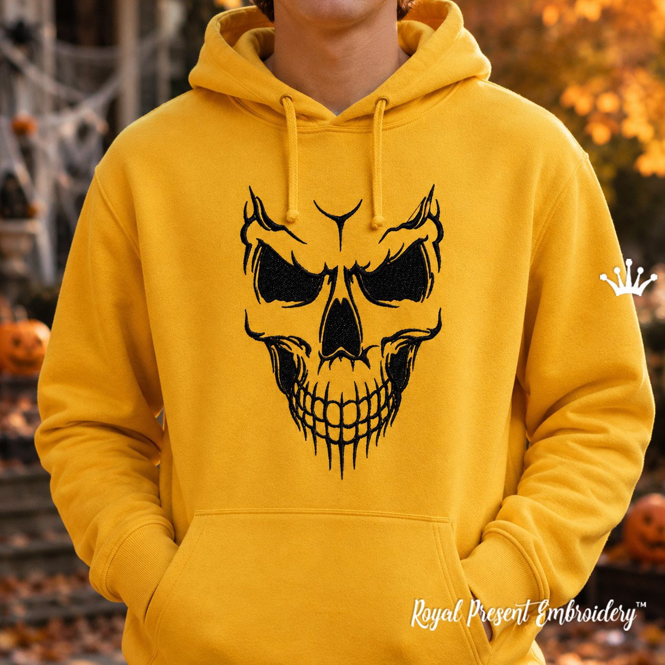 Smiling skull machine embroidery design