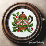 Праздничный клетчатый чайник с падубом - 4 размера