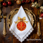 Рождественский шар с золотым бантом и узором - 3 размера