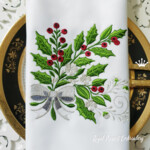 Рождественский букет с серебряным бантом - 3 размера