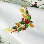 Зимний уголок с листьями и ягодами - 3 размера