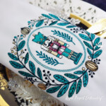 Винтажный Щелкунчик с орнаментом из листьев и ягод - 4 размера