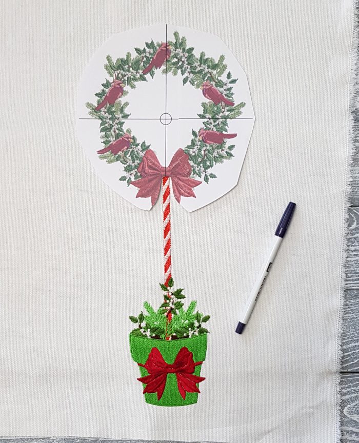 Дизайн машинной вышивки Новогоднее дерево со Снегирями